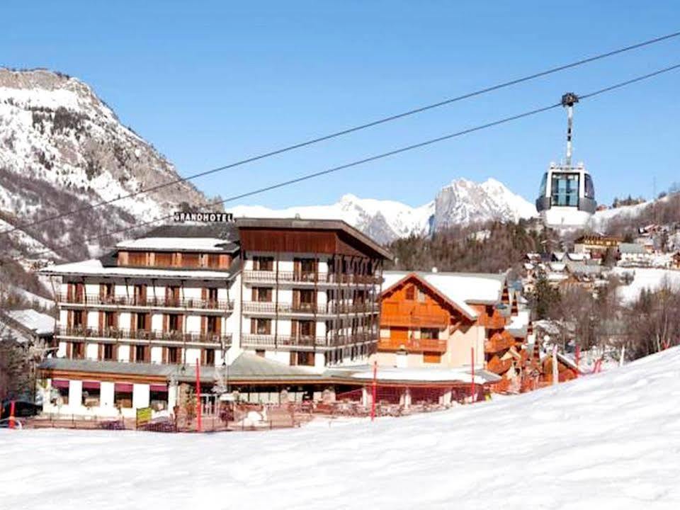 Grand Hotel De Valloire Et Du Galibier Exterior photo